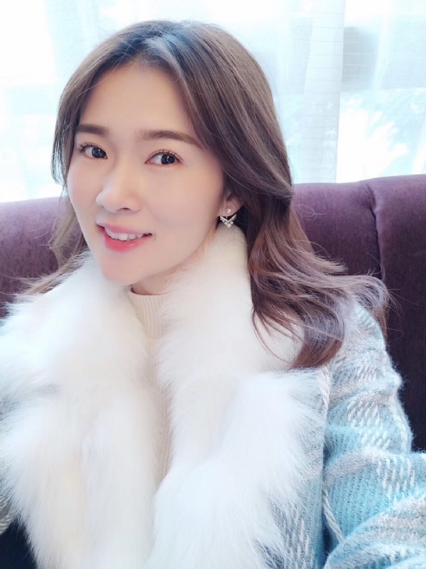 邓媛的第一张照片--呼和浩特相亲服务中心