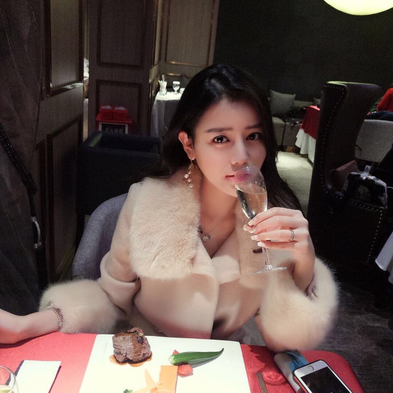 空谷幽兰的第一张照片--呼和浩特相亲服务中心