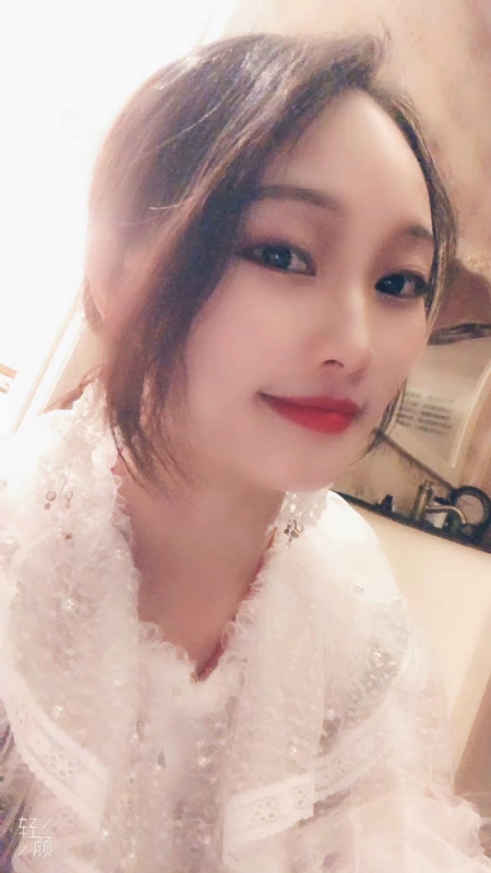 雯雯的第一张照片--呼和浩特相亲服务中心