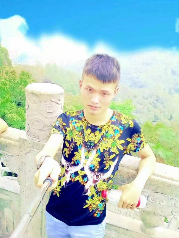 孤独王者元首的第一张照片--呼和浩特相亲服务中心