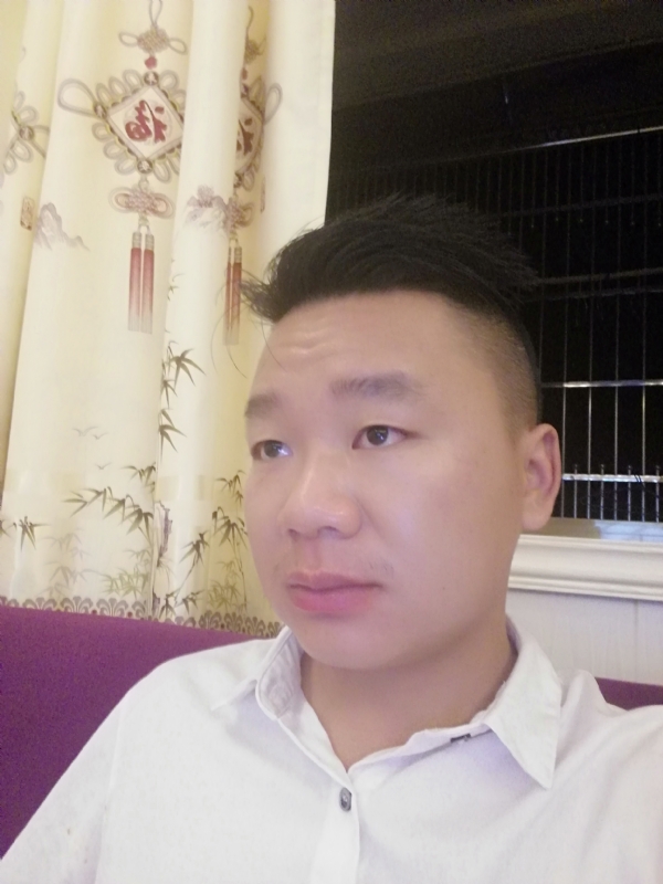 王梓林的第一张照片--呼和浩特相亲服务中心