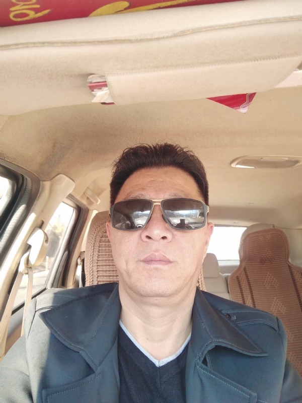 傲骨寒梅的第一张照片--呼和浩特相亲服务中心