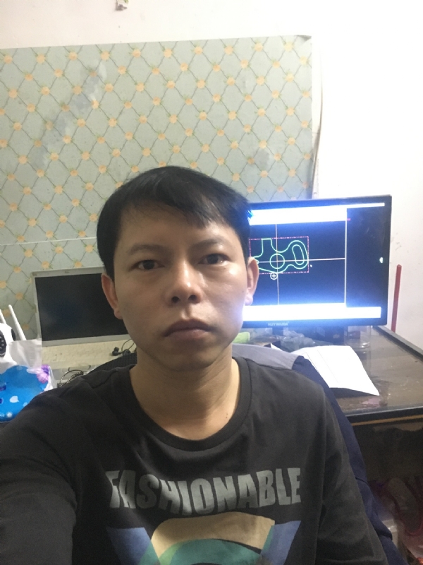 黄叶枫的第一张照片--呼和浩特相亲服务中心