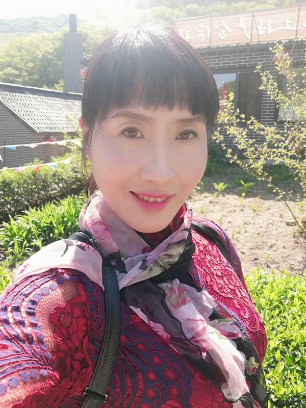 艳阳高照的第一张照片--呼和浩特相亲服务中心