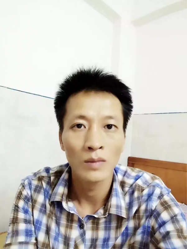 流年未亡的第一张照片--呼和浩特相亲服务中心