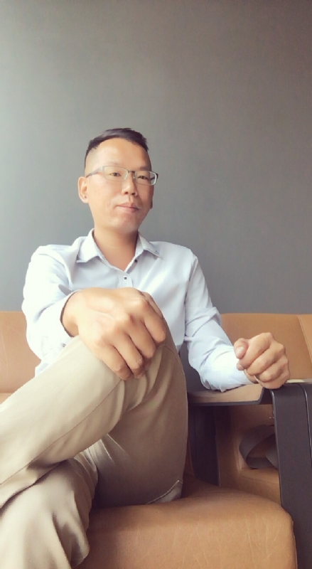 LI的第一张照片--呼和浩特相亲服务中心