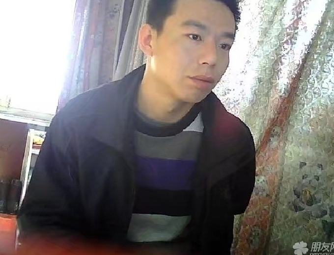 向钱奔跑的第一张照片--呼和浩特相亲服务中心