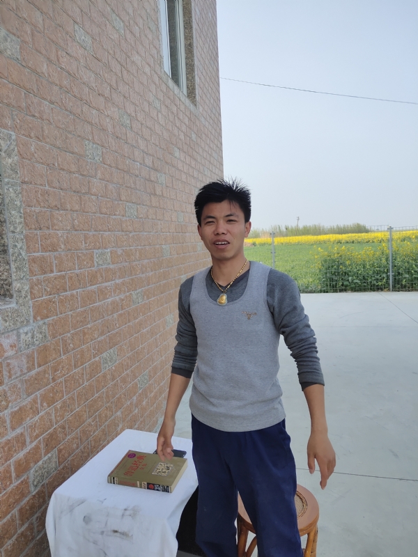 雷的第一张照片--呼和浩特相亲服务中心