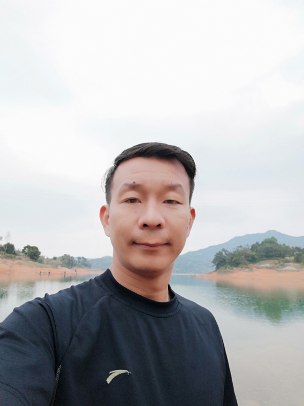 有容乃大的第一张照片--呼和浩特相亲服务中心