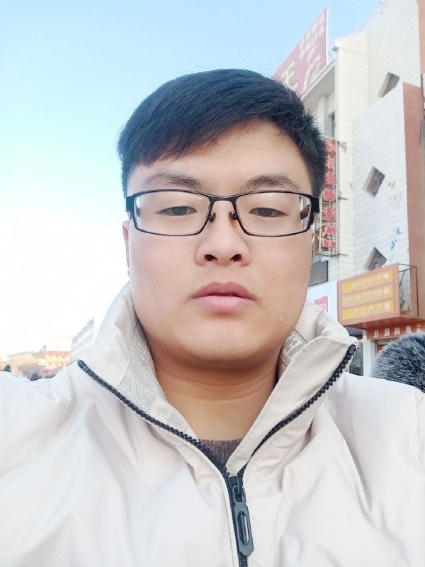 执子之手与子偕老的第一张照片--呼和浩特相亲服务中心