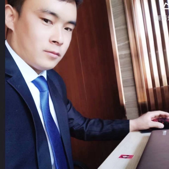 会哭的幸福的第一张照片--呼和浩特相亲服务中心