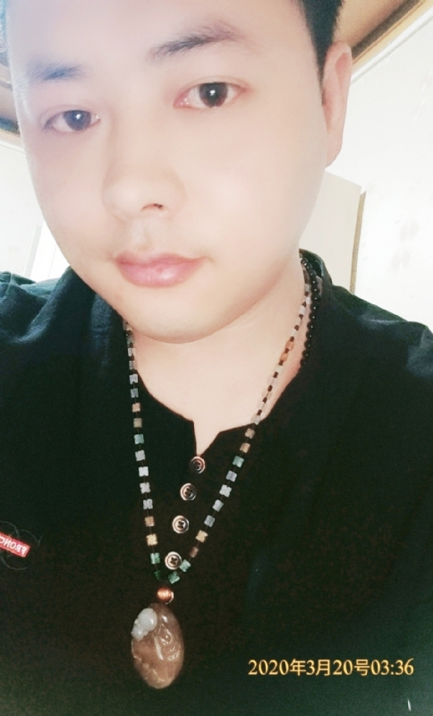 滴水成沙的第一张照片--呼和浩特相亲服务中心