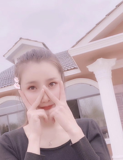 小媛的第一张照片--呼和浩特相亲服务中心