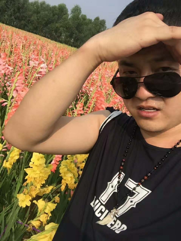 QH-蓝细胞的第一张照片--呼和浩特相亲服务中心