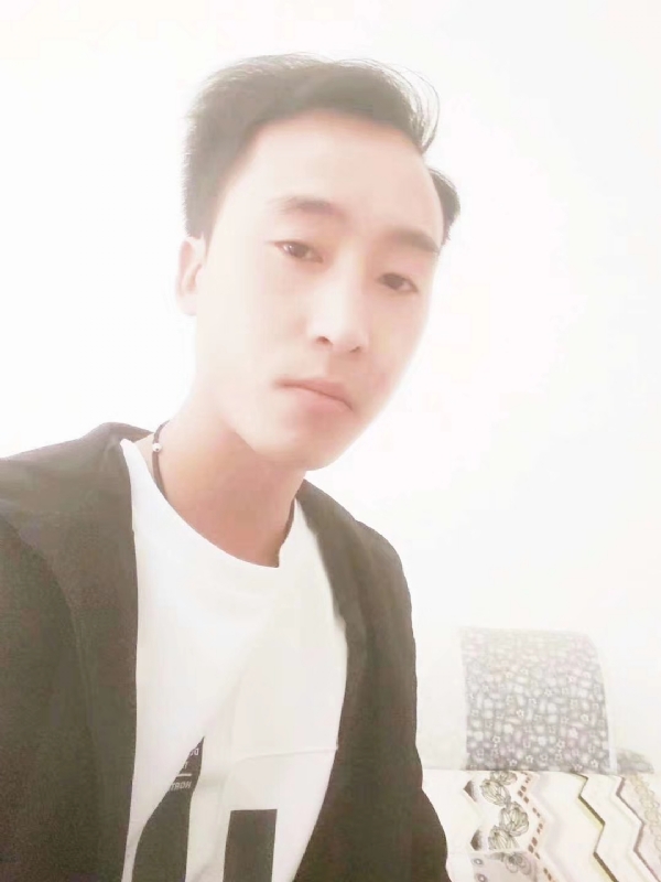 萧艺的第一张照片--呼和浩特相亲服务中心