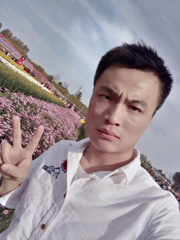 心碎无痕的第二张照片--呼和浩特相亲服务中心