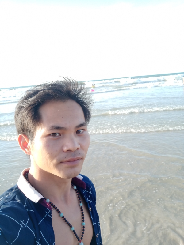 爱已欠费的第一张照片--呼和浩特相亲服务中心