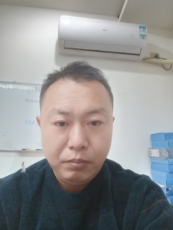 寻找另一半的第二张照片--呼和浩特相亲服务中心