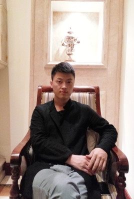 制片人杨亚林的第二张照片--呼和浩特相亲服务中心