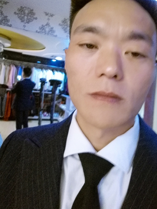 醉酒的蝴蝶的第二张照片--呼和浩特相亲服务中心