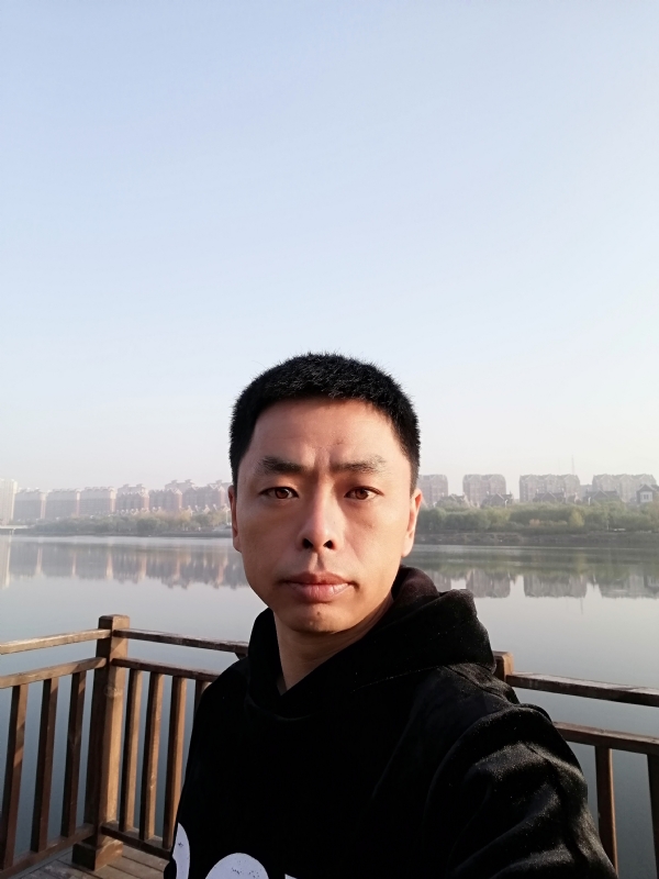 蓝颜的第一张照片--呼和浩特相亲服务中心