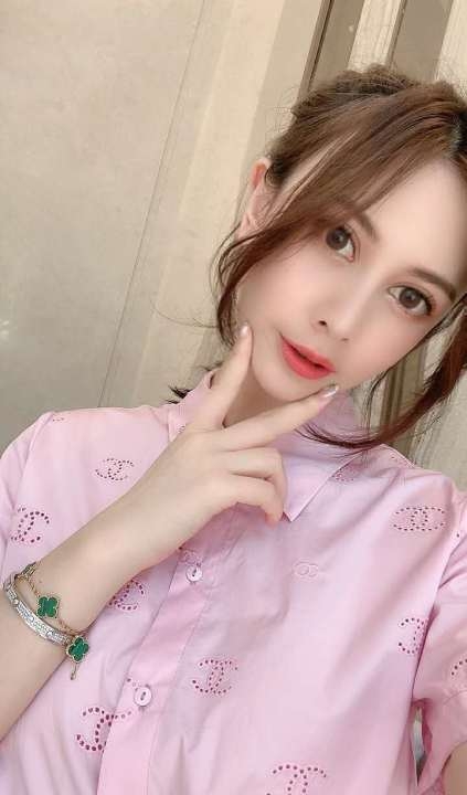 琪琪的第三张照片--呼和浩特相亲服务中心