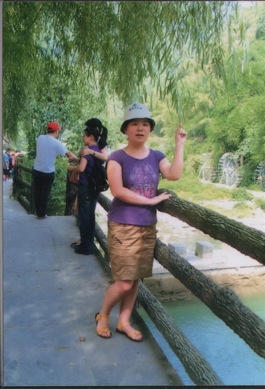 小家碧玉19的第一张照片--呼和浩特相亲服务中心