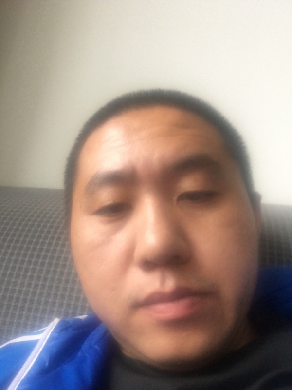 人间不值得的第三张照片--呼和浩特相亲服务中心