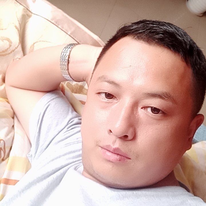 忘世情的第一张照片--呼和浩特相亲服务中心