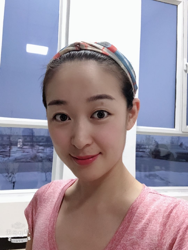 浅笑的第一张照片--呼和浩特相亲服务中心