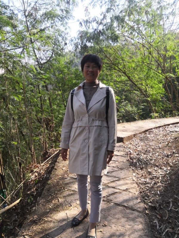 兰草的第一张照片--呼和浩特相亲服务中心