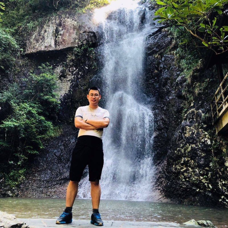 宁静致远的第一张照片--呼和浩特相亲服务中心