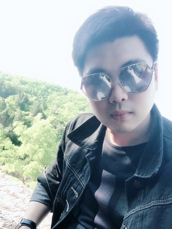 刁雅楠的第一张照片--呼和浩特相亲服务中心