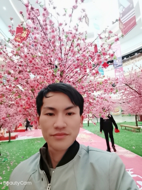 单身一人的第二张照片--呼和浩特相亲服务中心