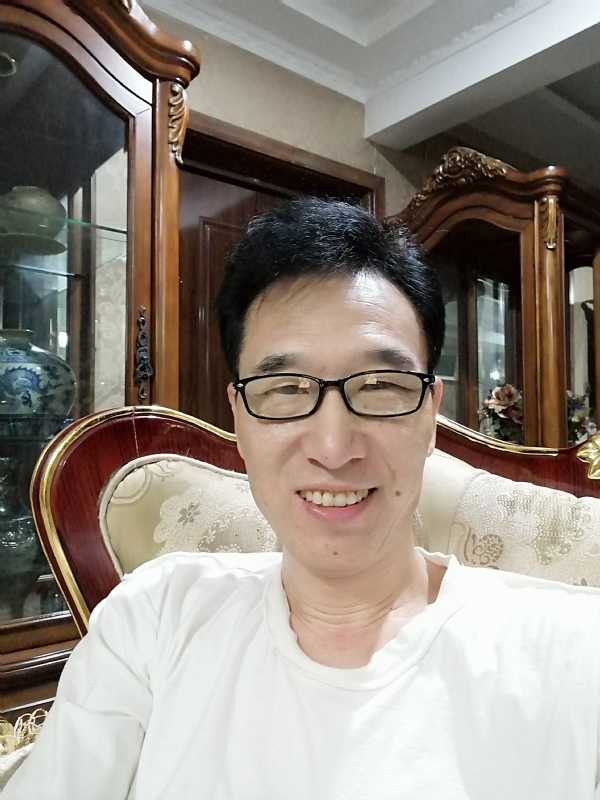 我在这里的第一张照片--呼和浩特相亲服务中心