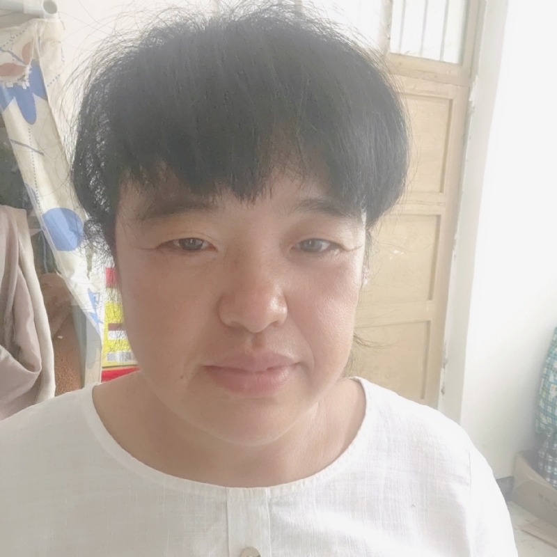 二妮的第一张照片--呼和浩特相亲服务中心