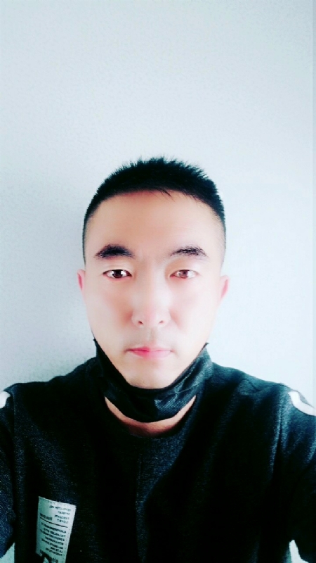 随缘的第一张照片--呼和浩特相亲服务中心