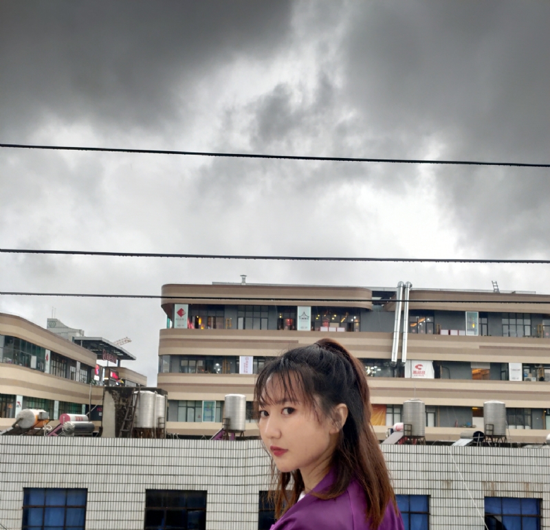 李家小姐的第一张照片--呼和浩特相亲服务中心