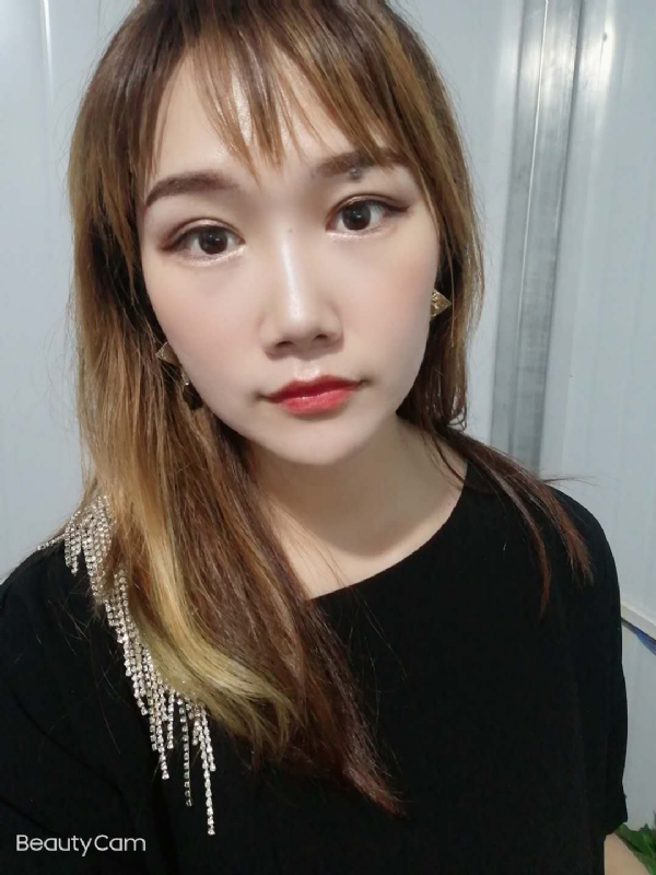 艾薇的第三张照片--呼和浩特相亲服务中心