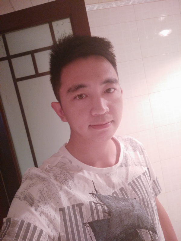 彭亮的第一张照片--呼和浩特相亲服务中心