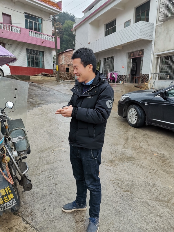 幸运遇见你的第一张照片--呼和浩特相亲服务中心