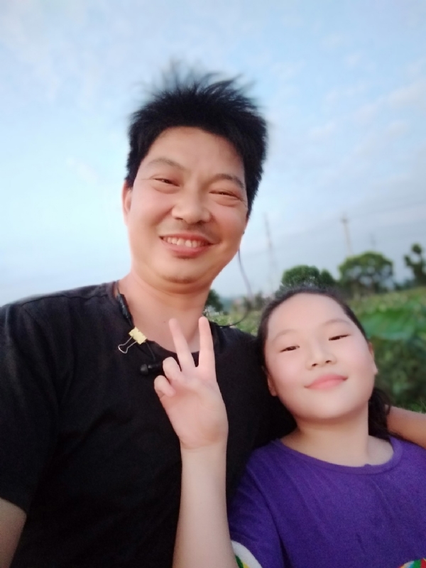 老王2的第一张照片--呼和浩特相亲服务中心