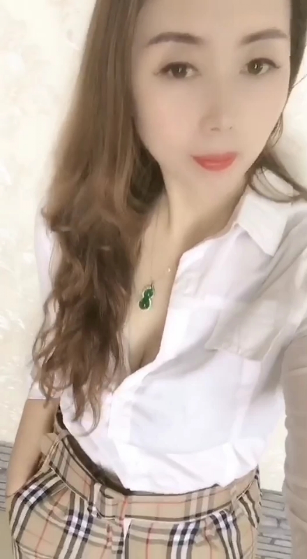 雨蝶的第一张照片--呼和浩特相亲服务中心