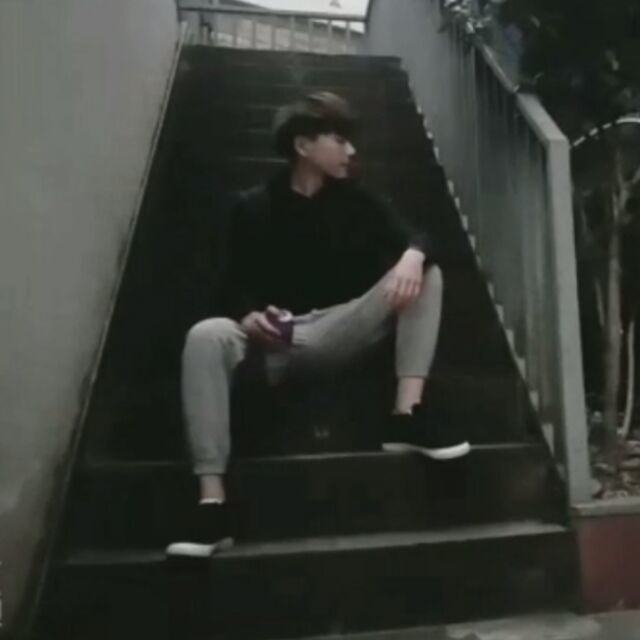 你是魔鬼吗的第一张照片--呼和浩特相亲服务中心