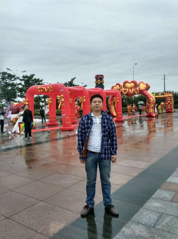 在奋斗的第三张照片--呼和浩特相亲服务中心