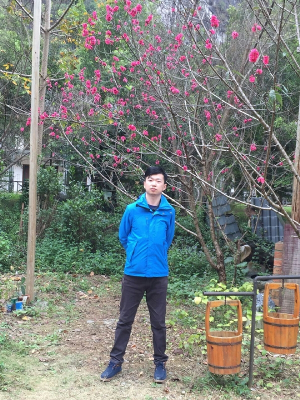 金生水起的第一张照片--呼和浩特相亲服务中心