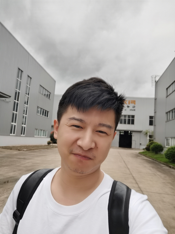 二叔的第二张照片--呼和浩特相亲服务中心