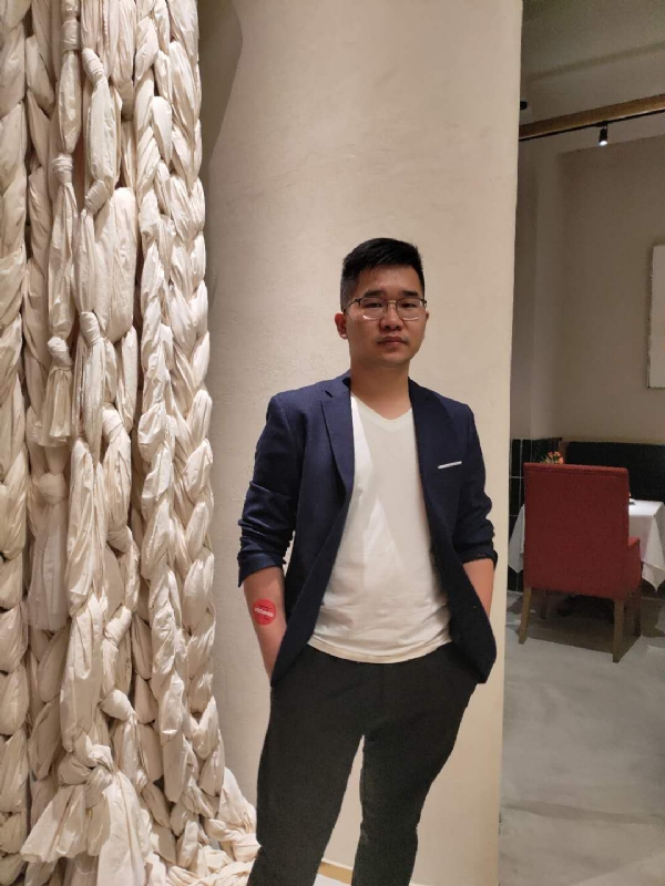 在路上的第二张照片--呼和浩特相亲服务中心