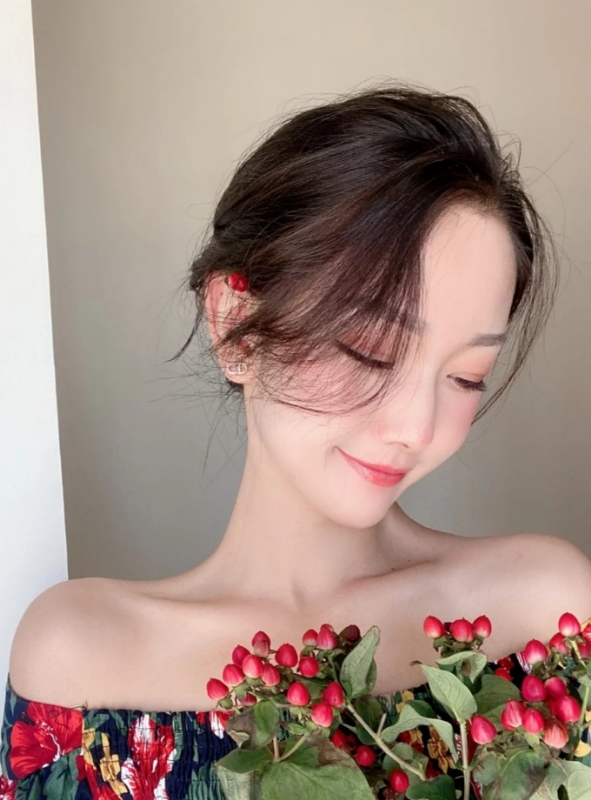 小诗vanessa的第二张照片--呼和浩特相亲服务中心