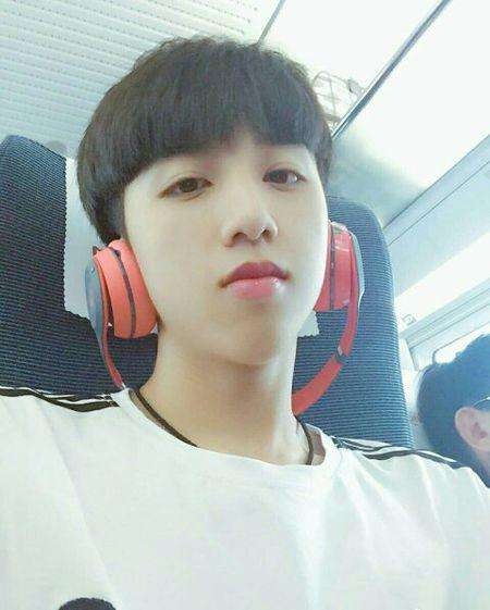 被爱伤了身的第一张照片--呼和浩特相亲服务中心